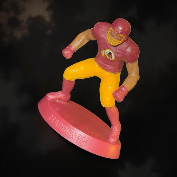 2014 McDonald's Happy Meal EA Sports Madden Football Redskins Tackle Figure A33 - Picture 2 of 7